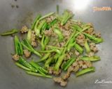 รูปขั้นตอนการทำที่ 4 ของ ผัดคะน้าหมูสับ #อาหารไทยง่ายๆ