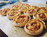 Gluténmentes pizzás csiga recept fázis 13 fotója