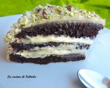 Foto del passaggio 7 della ricetta Torta al cacao con crema e glassa al pistacchio (Babbi)