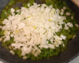 Foto del paso 2 de la receta: Magro de cerdo en salsa de tomate y vino de Rioja