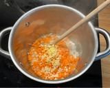 Foto del paso 4 de la receta: Sopa Mulligatawny con pollo y garbanzos
