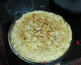 Foto del paso 4 de la receta: Tortilla de papas con cebolla sofrita y chorizo