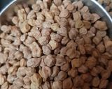 A picture of step 1 of Manipuri Kelli Chana.
