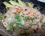 Foto del paso 7 de la receta: Ensalada de aguacate con langostinos