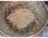 முந்திரி கொத்து(munthiri kothu recipe in tamil) ரெசிபி ஸ்டேப் 3 புகைப்படம்