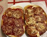 Pas rețetă Pizza pe felii de pâine 1 fotografie