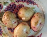 A picture of step 1 of Hasselback potatoes.