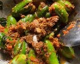 A picture of step 4 of Stuffed Tondali peanuts masala with jowar bhakri and spicy thecha, in dinner.