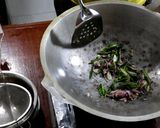 Foto langkah ke 2 dari resep Tumis Kering Kacang Panjang.