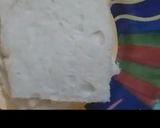 A picture of step 6 of Bread chicken veg noodles pockets.