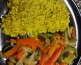 Foto del paso 5 de la receta Arroz al curry con verduras salteadas
