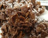 A picture of step 5 of My Cornflake & Oat Bars with M&Ms choc spread butter crispies 💙.