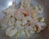 Foto langkah ke 2 dari resep Creamy Shrimp Udon / Udon Udang Kuah Krim.