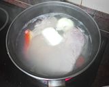 Foto del paso 1 de la receta: Potaje de garbanzos con espinacas y secreto ibérico
