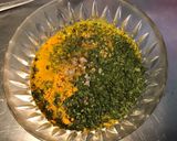 Une image de l'étape 3 de Marinade à la moutarde croquante,curcuma,citron et persil.