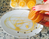Foto del paso 2 de la receta: Naranjas con miel y canela 