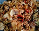 Foto langkah ke 7 dari resep Kering Tempe Kentang Kriuk Pedas Manis.