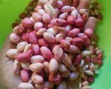 A picture of step 1 of Groundnut Pudding (Kunun Gyada).