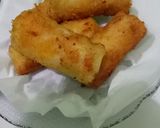 Foto langkah ke 5 dari resep Risoles Sayur Milk Pilow.