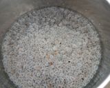 A picture of step 1 of Lemon mint chia seeds chilled.