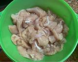 Foto del paso 1 de la receta: Minimilanesas de pollo con sésamo para comer con la mano 🙌
