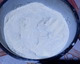 Foto langkah ke 2 dari resep Bolu Tiwul Tepung Singkong (Tepung gaplek).
