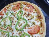 بيتزا الدجاج و الخضار 😍🍕