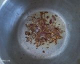 A picture of step 1 of Braised rice.