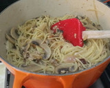 Foto del paso 17 de la receta: Espaguetis en salsa cremosa sin nata