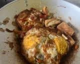 Foto langkah ke 5 dari resep Telur ceplok kecap.
