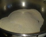 A picture of step 1 of Sooji Sweet puttu.