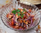Foto del paso 7 de la receta: 🥙Shawarma de pollo en pan pita 🥙 con vegetales y dos salsas 🥙