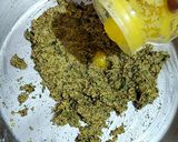 साबुत ग्रीन मूंग दाल खस्ता पूरी(Sabut green moongdaal ki khasta poori recipe in Hindi) रेसिपी चरण 3 फोटो