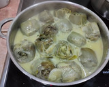 Foto del paso 3 de la receta: Alcachofas en salsa verde