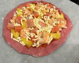 Hình bước làm 5 của món Pizza Tôm Thanh Cua Đế Củ Dền