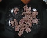 A picture of step 11 of Stir-Fried Water Spinach with Satay Beef.