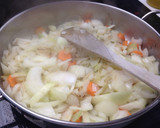 Foto del paso 3 de la receta: Carrilleras estofadas de cerdo