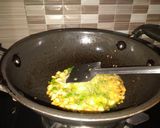 ताकाच्या बेसन वड्या (taakachya besan vadya recipe in marathi) रेसिपी स्टेप 3 फोटो 
