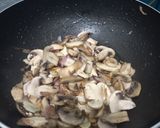 Foto langkah ke 2 dari resep Tumis Buncis Jamur.