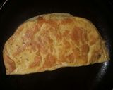 Foto del paso 2 de la receta: Omelette relleno de pollo cortado