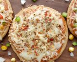પિઝા (નો ઓવન-નો યીસ્ટ) (pizza recipe in Gujarati) રેસીપી સ્ટેપ5ફોટો