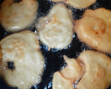 Foto del paso 4 de la receta: Buñuelos fritos con miel!!! Facilísimo Especial para la merienda