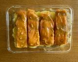 Foto del paso 5 de la receta: Salmón Agridulce al Horno en cama de papas