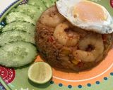 รูปขั้นตอนการทำที่ 2 ของ ข้าวผัดน้ำพริกเผากุ้ง