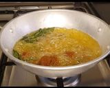சூர மீன் ஊறுகாய் (Soora meen oorukaai recipe in tamil) ரெசிபி ஸ்டேப் 2 புகைப்படம்