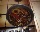 Foto del paso 1 de la receta: Huevos, con chorizo y lomo de orza (matanza)