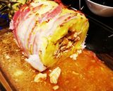 Foto del paso 8 de la receta: Piña envuelta en tocino rellena con pollo BBQ