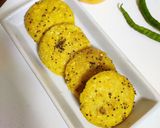 मूंग दाल की तड़के वाली इडली (moong dal ki tadka wali idli recipe in hindi) रेसिपी चरण 7 फोटो