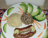 Foto del paso 11 de la receta: Chorizos con dos tipos de cocimiento y chayota, granos cabecita negra y puré