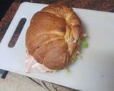 Foto del paso 3 de la receta: Croissant vegetal con jamón cocido, huevo duro y mayonesa